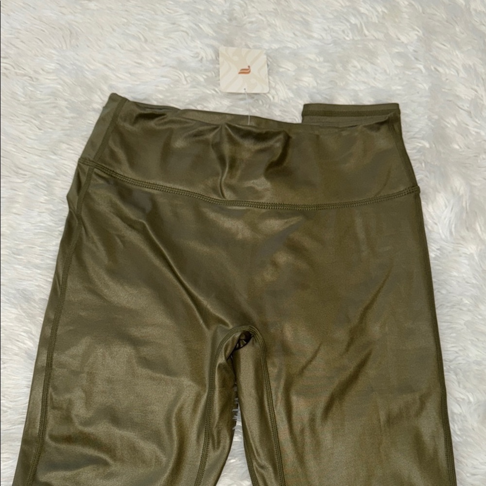 Fabletics Anywhere Motion365+ Shine High-Waisted Legging Medium NWT - Picture 12 of 12